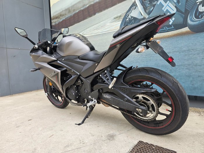 2015 Yamaha YZF-R3 GREY