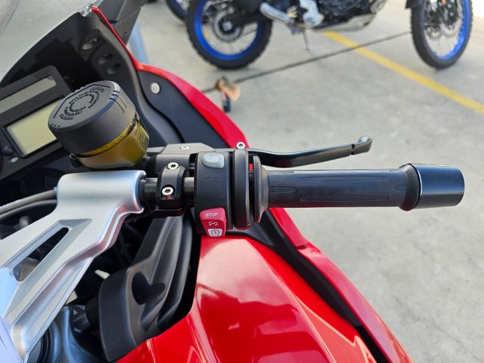 2011 BMW Motorrad K1300 S Red