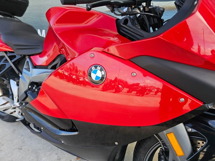 2011 BMW Motorrad K1300 S Red