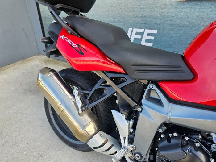 2011 BMW Motorrad K1300 S Red