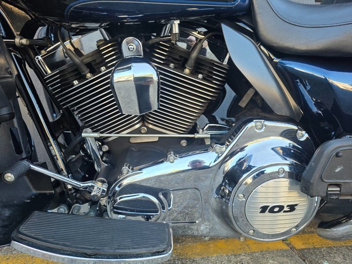 2013 HARLEY-DAVIDSON FLHTCU U/C ELECTRA GLIDE BLUE