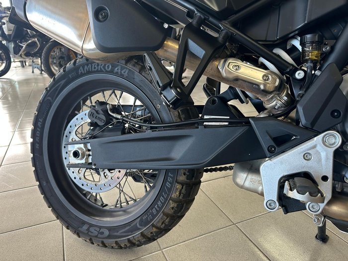 2025 CFMOTO 800MT-X MT Black