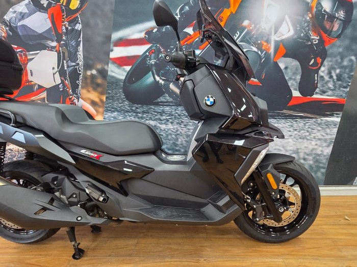 2022 BMW Motorrad C 400 X Black