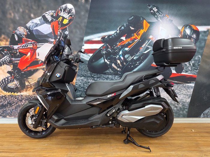 2022 BMW Motorrad C 400 X Black
