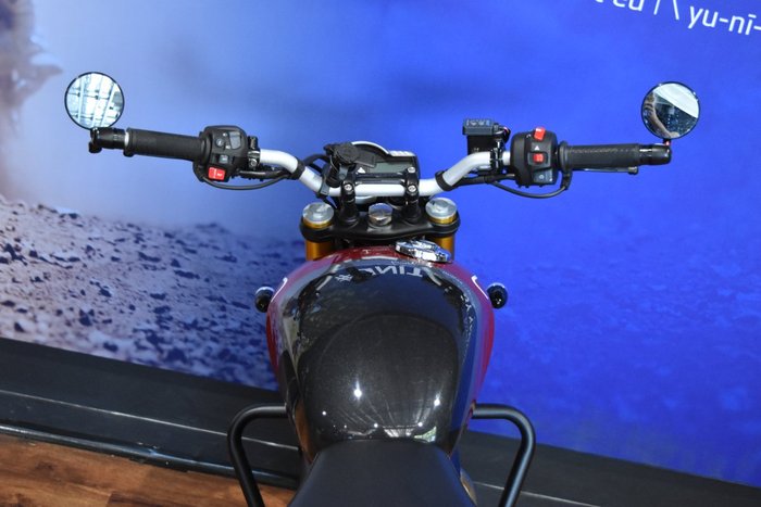 2024 TRIUMPH SPEED 400 Red