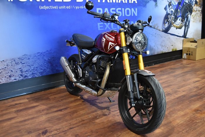 2024 TRIUMPH SPEED 400 Red