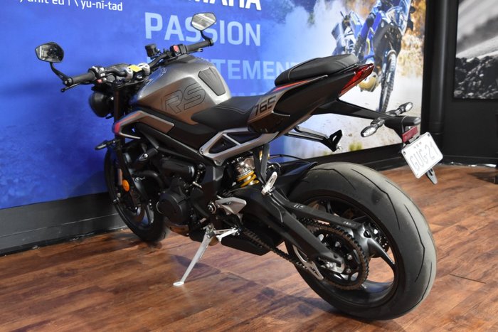 2023 TRIUMPH STREET TRIPLE RS Silver