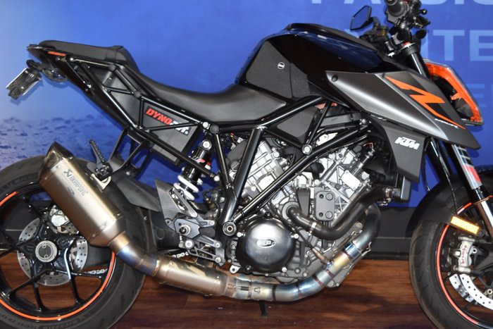 2017 Ktm 1290 SUPER DUKE R Black