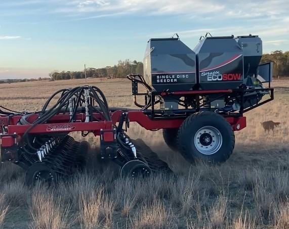 0 SERAFIN ECOSOW 632 SINGLE DISC SEEDER WITH GASON BIN NEW RED