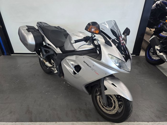 Triumph 2011 TRIUMPH 1050CC SPRINT GT SILVER
