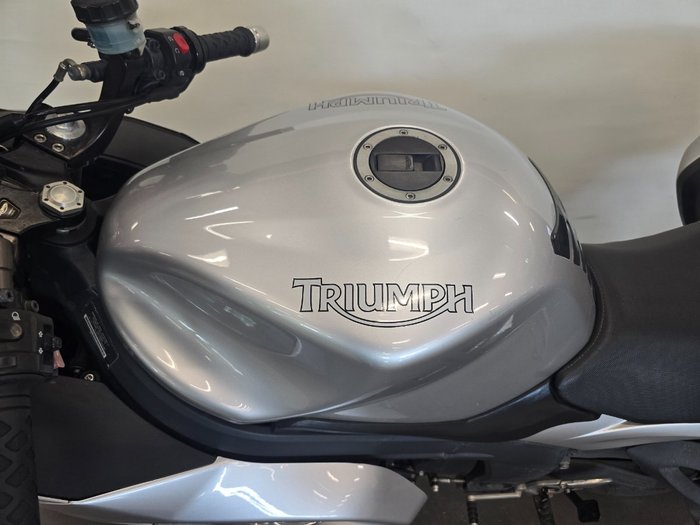 Triumph 2011 TRIUMPH 1050CC SPRINT GT SILVER