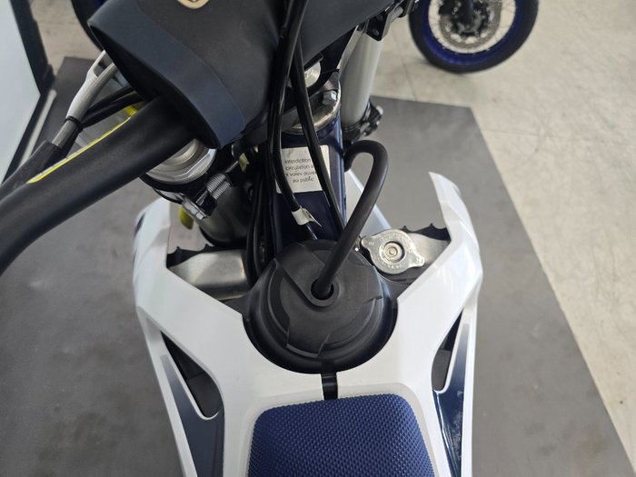 2020 Husqvarna FC450 White