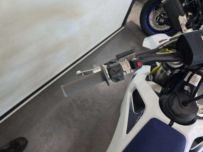 2020 Husqvarna FC450 White