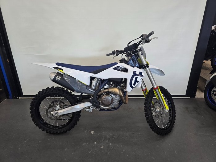 2020 Husqvarna FC450 White