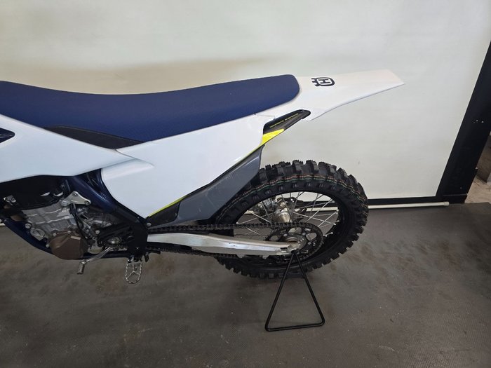 2020 Husqvarna FC450 White