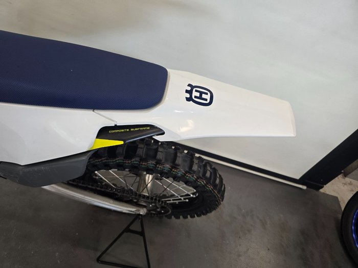 2020 Husqvarna FC450 White