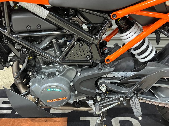 2024 KTM 200 DUKE (ABS) ORANGE