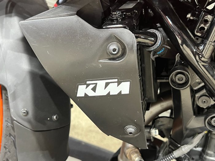 2024 KTM 200 DUKE (ABS) ORANGE