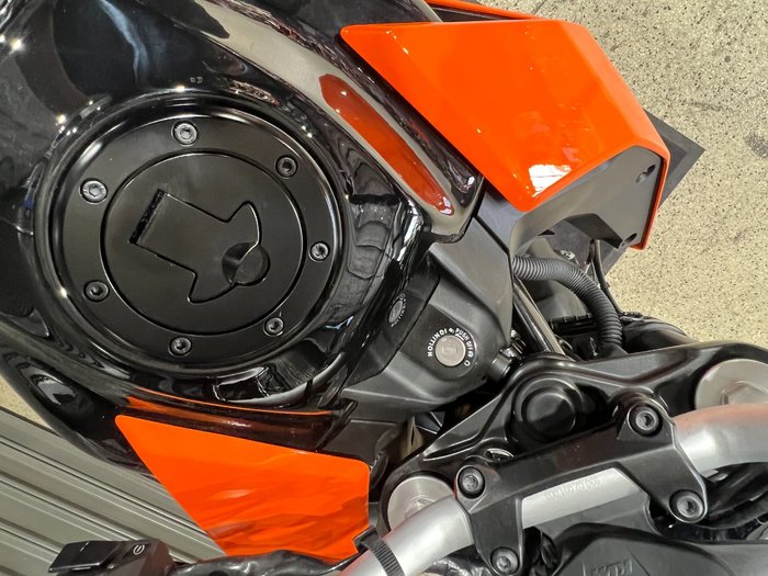 2024 KTM 200 DUKE (ABS) ORANGE