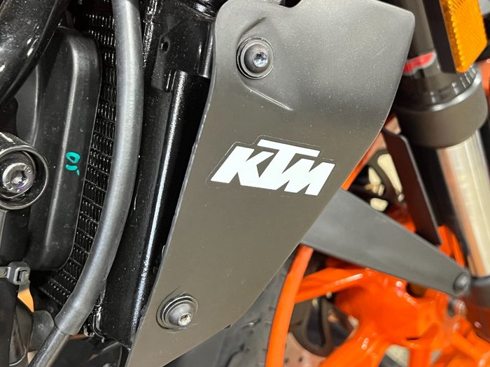 2024 KTM 200 DUKE (ABS) ORANGE