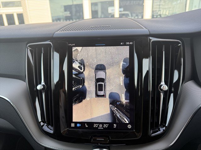 2024 Volvo XC60 Plus B5