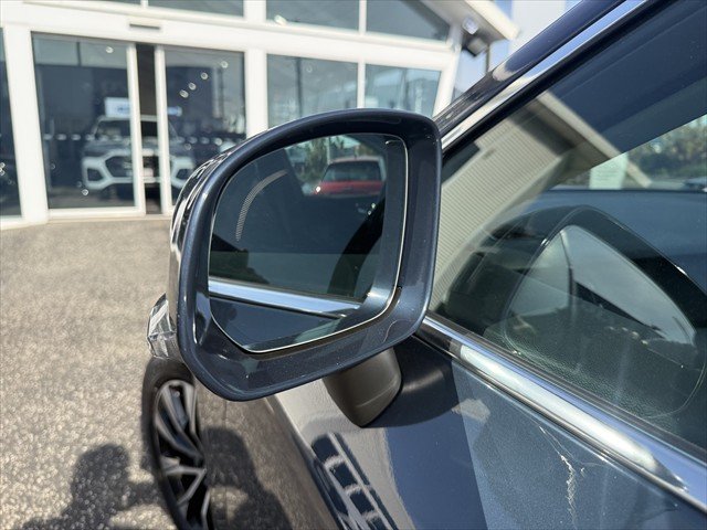 2024 Volvo XC60 Plus B5