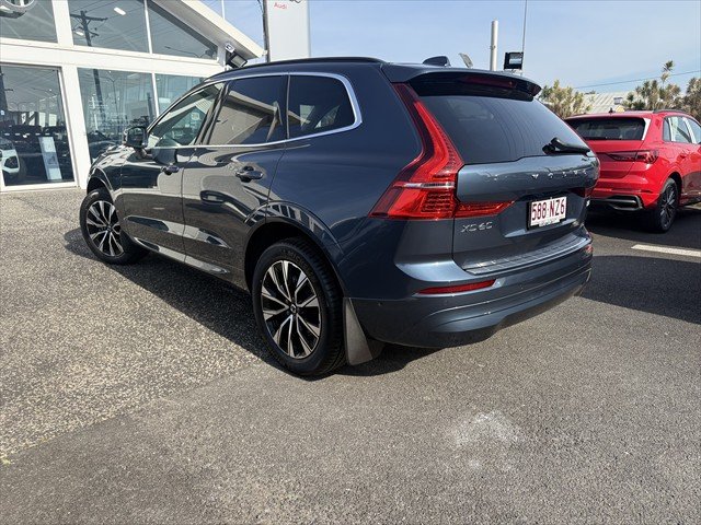 2024 Volvo XC60 Plus B5