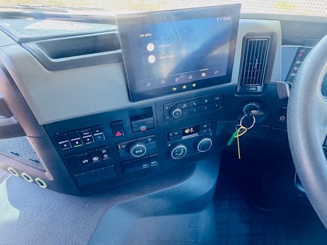 2022 Volvo Fm 460 White