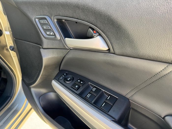 2010 Honda Accord V6 Luxury 8th Gen MY10 Bold Beige