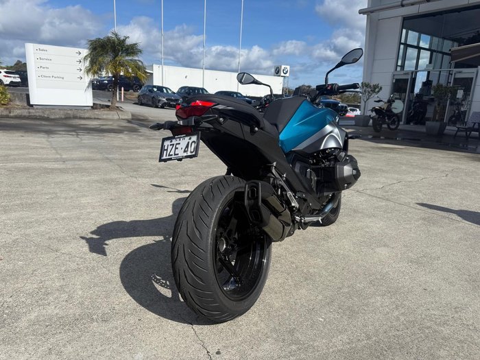 2025 BMW R 1300 R