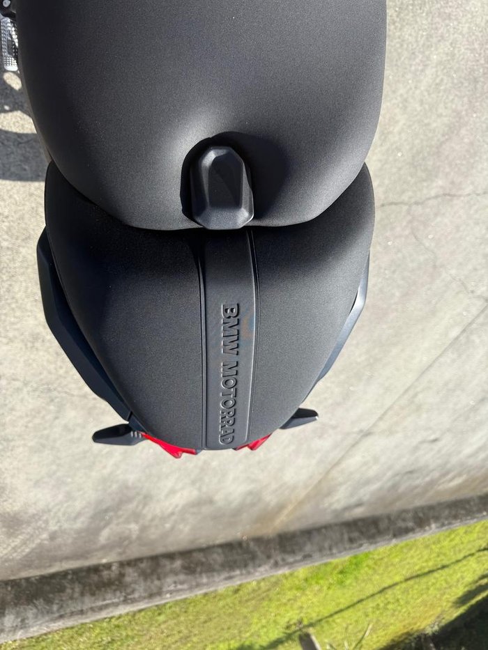 2025 BMW R 1300 R
