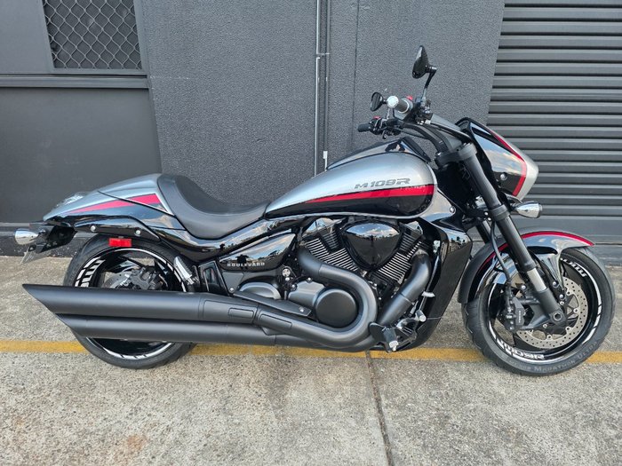 2018 Suzuki VZR 1800BZ BOULEVARD (M109R) BLACK