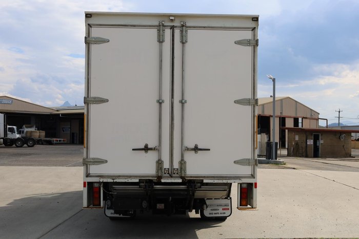 2021 Fuso Canter 515 Pantech White