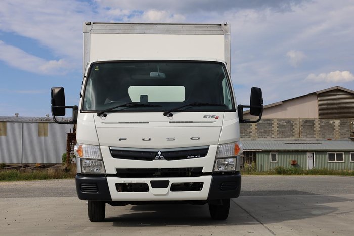 2021 Fuso Canter 515 Pantech White