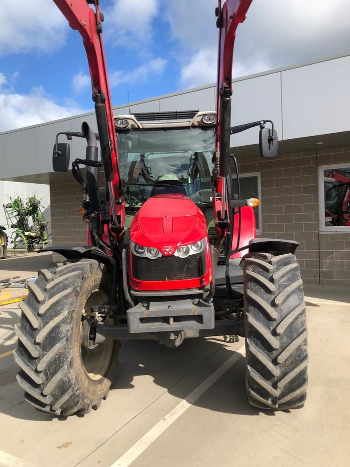 0 Massey Ferguson 5609 Essential Cab 90 Hp Dyna4 Fel 1937 Hours Red