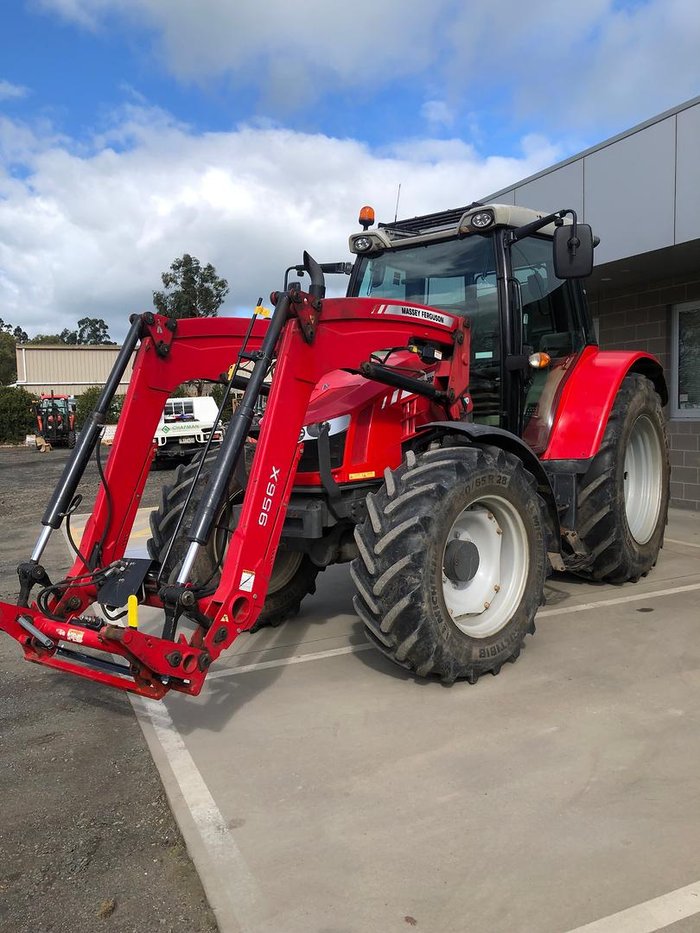 0 Massey Ferguson 5609 Essential Cab 90 Hp Dyna4 Fel 1937 Hours Red
