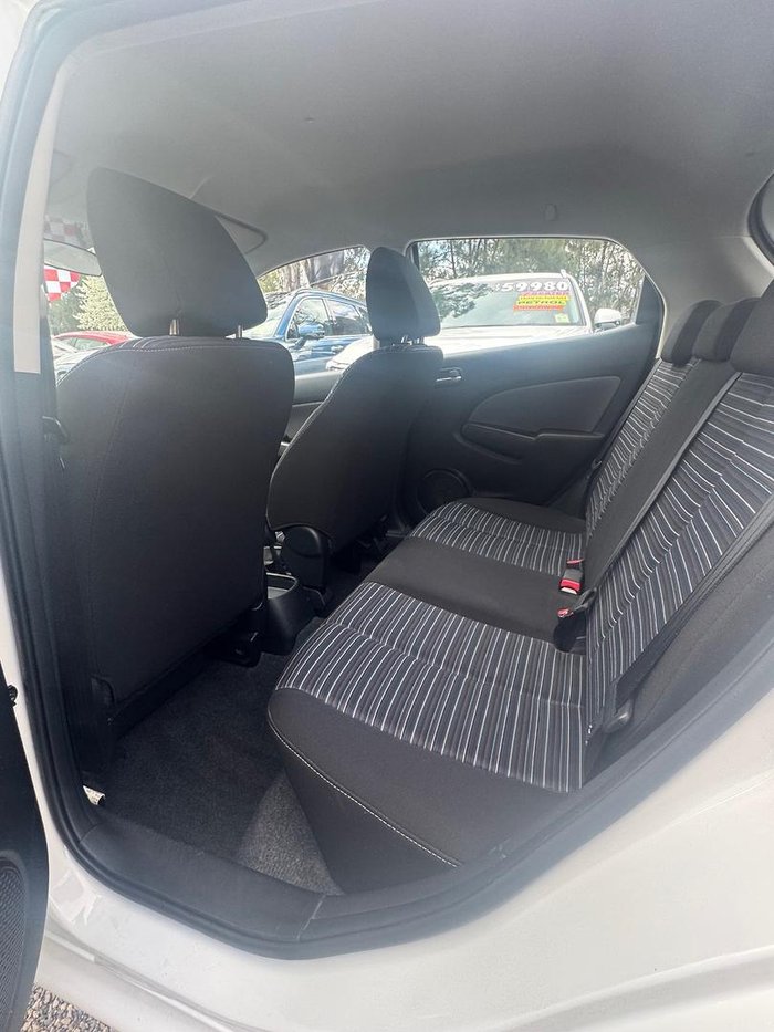 2010 Mazda 2 Maxx DE Series 1 Crystal White Pearl