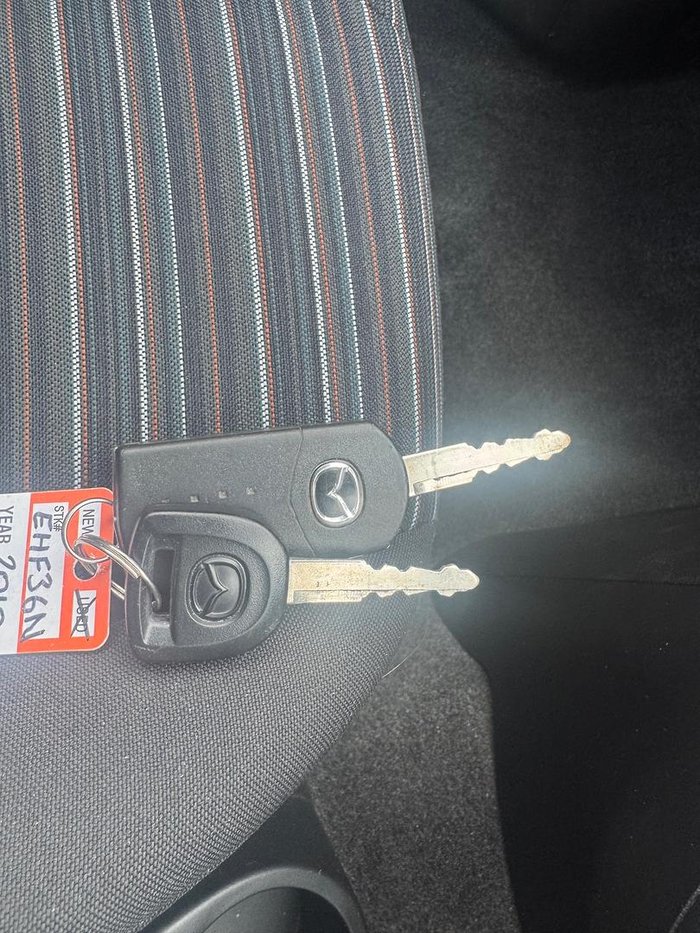 2010 Mazda 2 Maxx DE Series 1 Crystal White Pearl