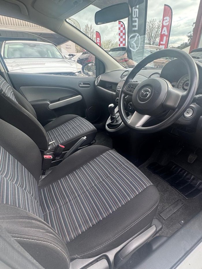 2010 Mazda 2 Maxx DE Series 1 Crystal White Pearl