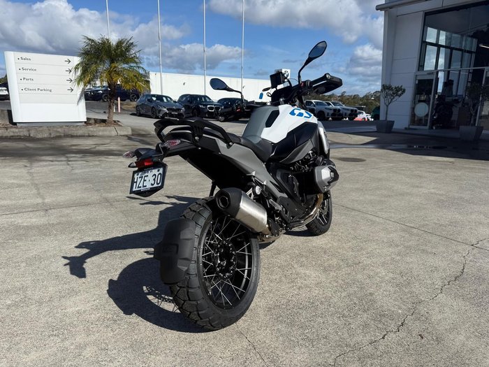 2025 BMW R 1300 GS Pure R 1300 White