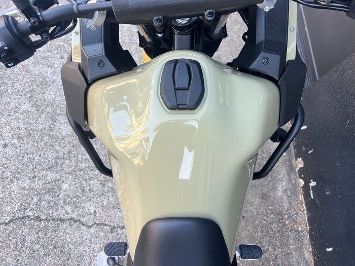 2022 Kawasaki KLR650 (KL650) PEARL SAND KHAKI