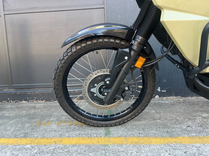 2022 Kawasaki KLR650 (KL650) PEARL SAND KHAKI