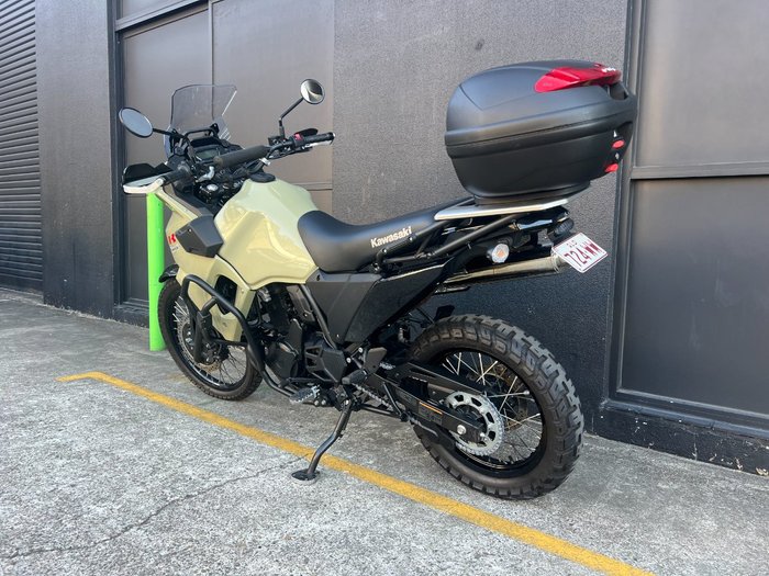 2022 Kawasaki KLR650 (KL650) PEARL SAND KHAKI