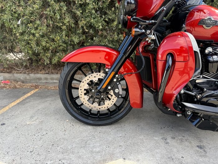 2025 Harley-davidson FLHTCUTG TRI GLIDE U/CLC 114 Black