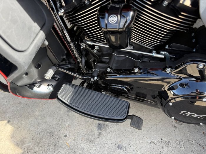 2025 Harley-davidson FLHTCUTG TRI GLIDE U/CLC 114 Black