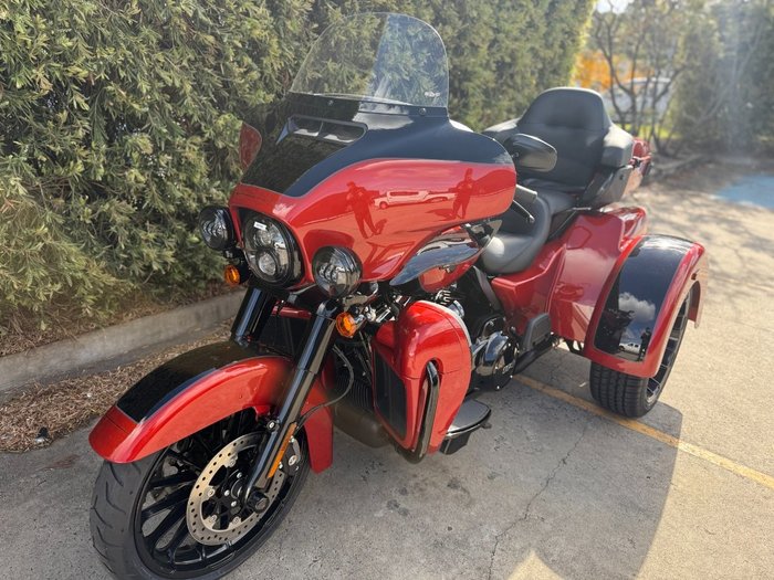 2025 Harley-davidson FLHTCUTG TRI GLIDE U/CLC 114 Black