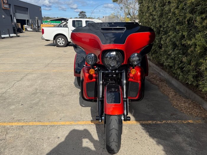 2025 Harley-davidson FLHTCUTG TRI GLIDE U/CLC 114 Black