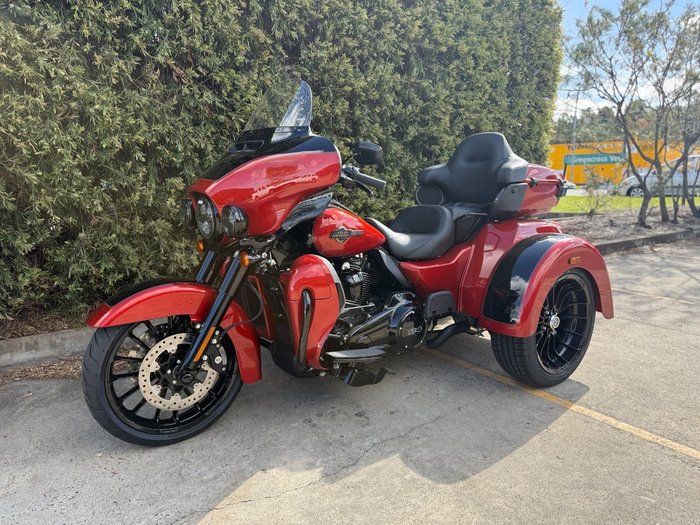 2025 Harley-davidson FLHTCUTG TRI GLIDE U/CLC 114 Black