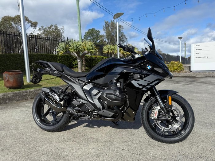 2025 BMW R 1300 RS Triple Black R 1300 Black