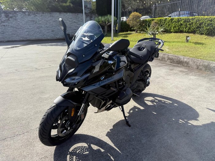 2025 BMW R 1300 RS Triple Black R 1300 Black